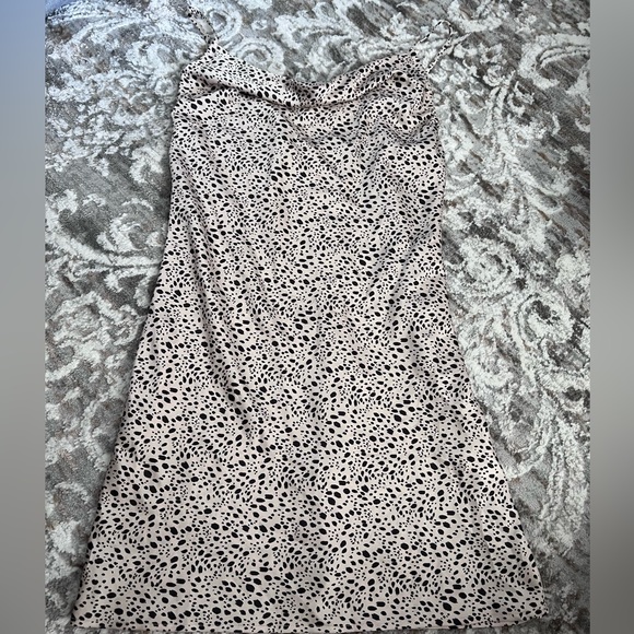 Women’s Forever 21 Cheetah Print Mini Dress - Size Medium - Cowl Neck - Picture 5 of 8